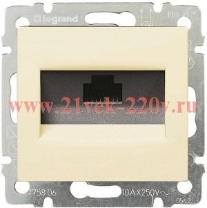 Розетка компьютерная Legrand Valena RJ45 кат. 5e UTP слоновая кость