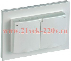 Розетка ИЭК BRITE 2х2P+E Schuko шторки с крышкой 2-я 16А IP44 жемчуг в сборе (РСбш12-3-44-БрЖ) BR-R26-16-44-K36-F