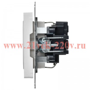 Розетка ИЭК BRITE 2P+E Schuko со шторками 16А арктический белый (РС14-1-0-БрАБ) BR-R14-16-K91